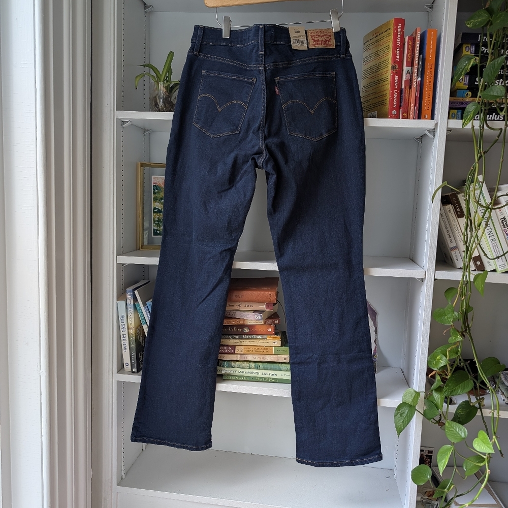 NWT Levi's Women's 315 Shaping Bootcut Jeans Dark Blue Size 14 Medium 32x32 - Picture 12 of 13